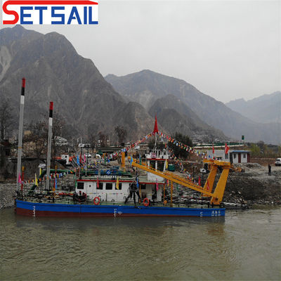 Προσαρμοσμένο υδραυλικό κόπτη Suction Sand Dredger χρησιμοποιώντας Fada Gearbox για τις απαιτήσεις των πελατών
