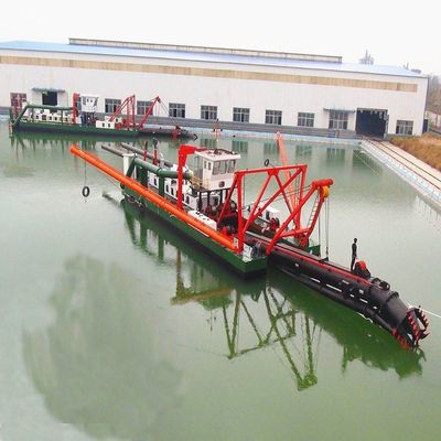 Υδραυλική μηχανή πετρελαίου με κινητήρα ντίζελ Σκουπτήρας λάσπης ποταμού με διάμετρο σωλήνα εκφόρτωσης 250 mm