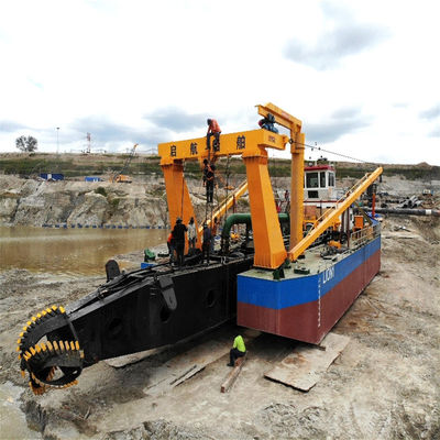 Προσαρμοσμένη Cumins 634kw Diesel Engine Cutter Sand Dredger με υδραυλική κεφαλή κόψιμο