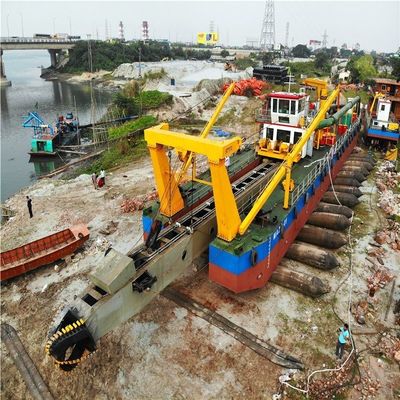 28 ιντσών Cutter Suction Dredger για το Μπαγκλαντές χαμηλή κατανάλωση καυσίμου και υψηλή χωρητικότητα