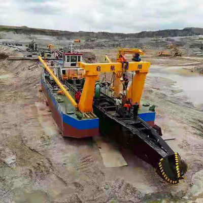 Μαλαισία Μεγάλη χωρητικότητα 28 ιντσών Cutter Suction Dredger με 736kw Auxiliary Motor Power