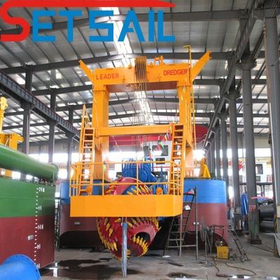 Προσαρμοσμένο Cummins Diesel Engine 28inch Cutter Suction Dredger για τις εργασίες εκσκαφής