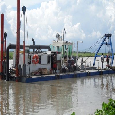 Cummins Diesel Engine 24 Inch Cutter Suction Dredger για την εξόρυξη άμμου σε ποτάμια