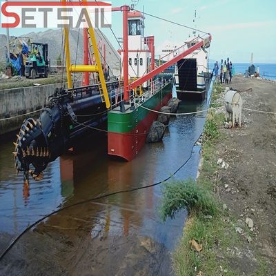 895 kW Κύρια ισχύς κινητήρα Μεγάλη χωρητικότητα 750m3 18 ιντσών κόπτης αναρρόφηση αποβρύχων με αντλία
