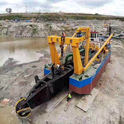 22 ιντσών Cummins πετρελαιοκινητήρα Cutter Suction Dredger για 2000 μέτρα απόσταση εκφόρτωσης