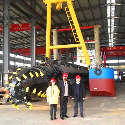 22 ιντσών Cummins πετρελαιοκινητήρα Cutter Suction Dredger για 2000 μέτρα απόσταση εκφόρτωσης